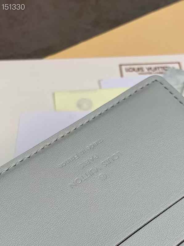 루이비* 반지갑