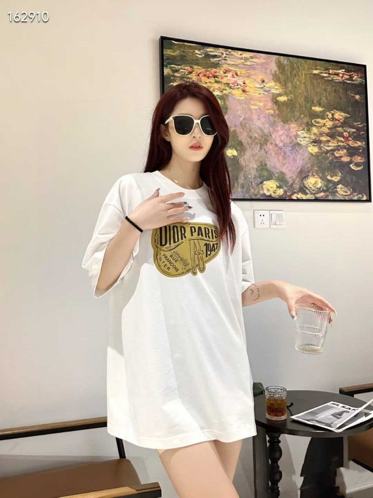 디* 반팔티