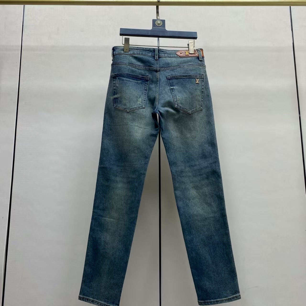 루이비* 청바지